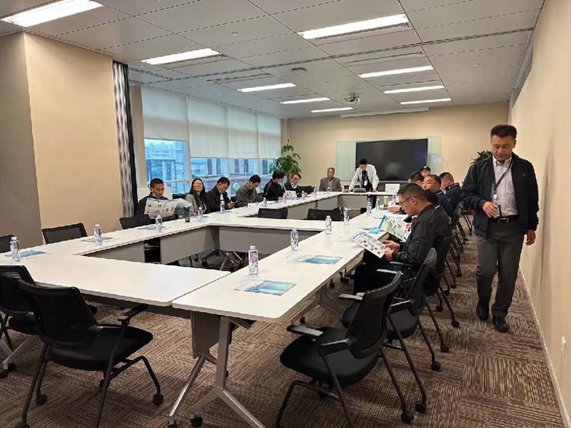 云南沾益项目业主方、纪委、设计、施工方、监理代表；我司葛总.周总带队实地考察调研设备厂家为期7天